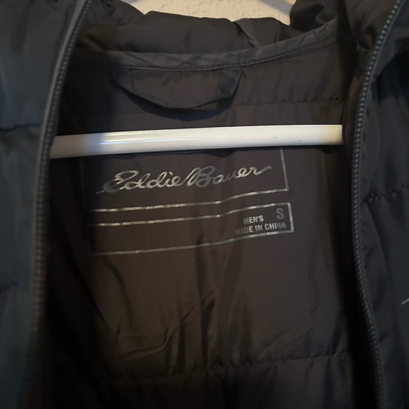 Eddie Bauer Men's Wide Channel Hooded Down Black Puffer Jacket - Picture 7 of 13